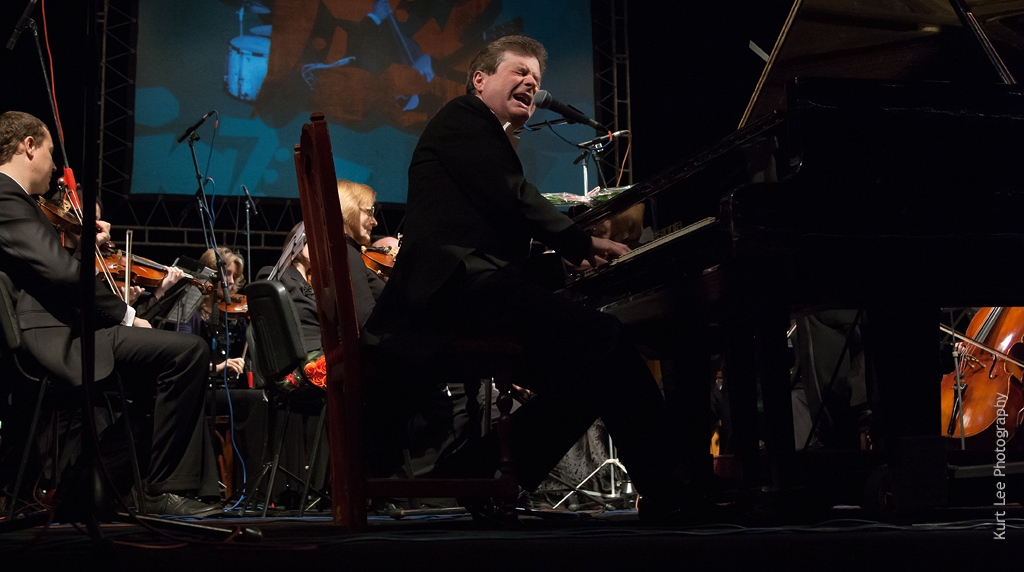 На джазовому фестивалі в Тернополі американський піаніст виконав “Червону руту”